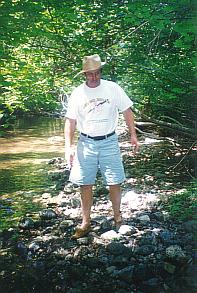 blhub.jpg (23349 bytes)